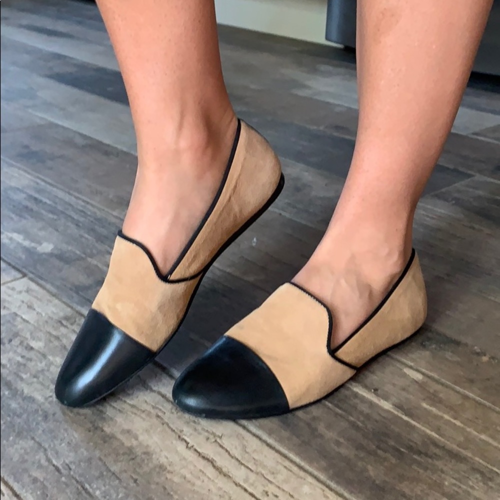 Leather/felt women’s flats.